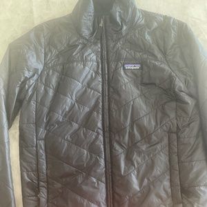 Patagonia women’s nano puff